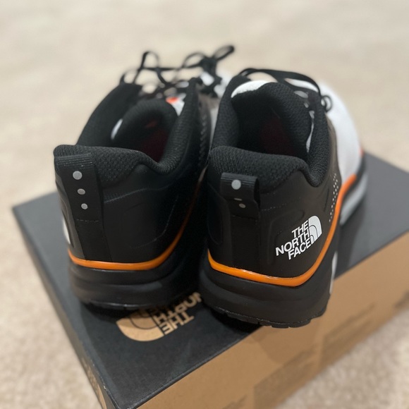 NWT THE NORTH FACE VECTIV HYPNUM TRAIL RUNNING SHOES WOMEN'S - Picture 5 of 6